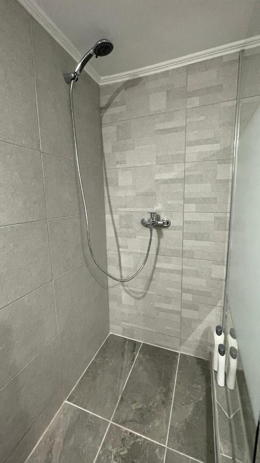 Seaview Apartment Piraeus Exterior photo
