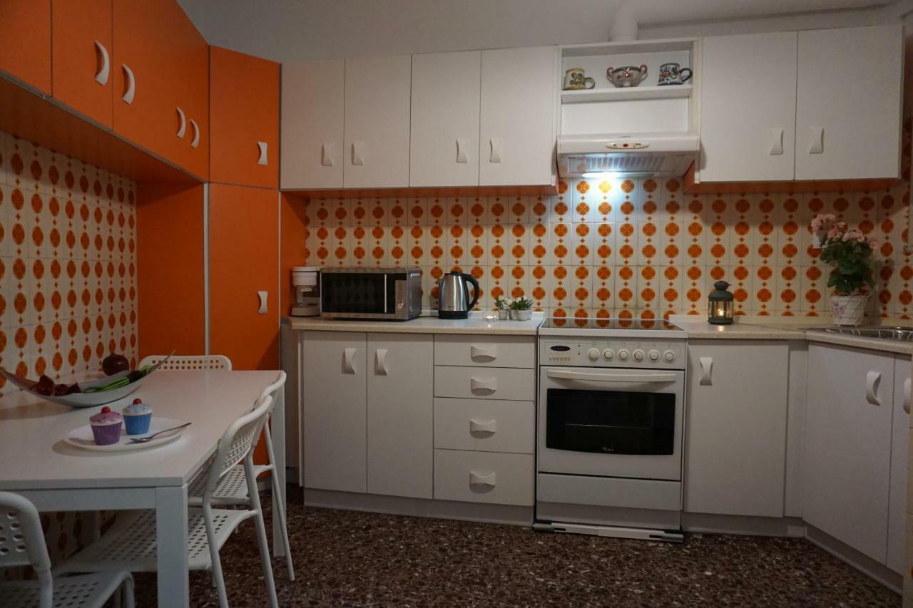 Seaview Apartment Piraeus Exterior photo